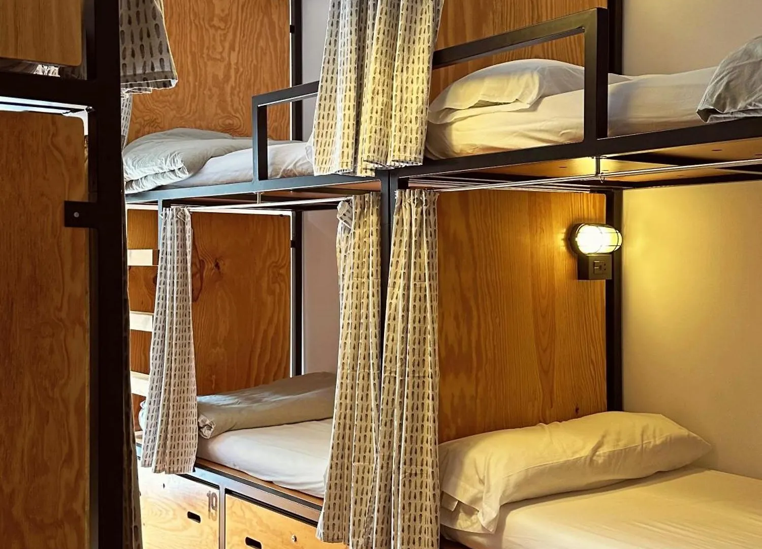 Surfing Etxea - Surf Hostel San Sebastian 0*,  Spain