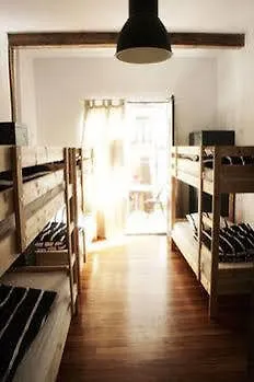 Surfing Etxea - Surf Hostel San Sebastián