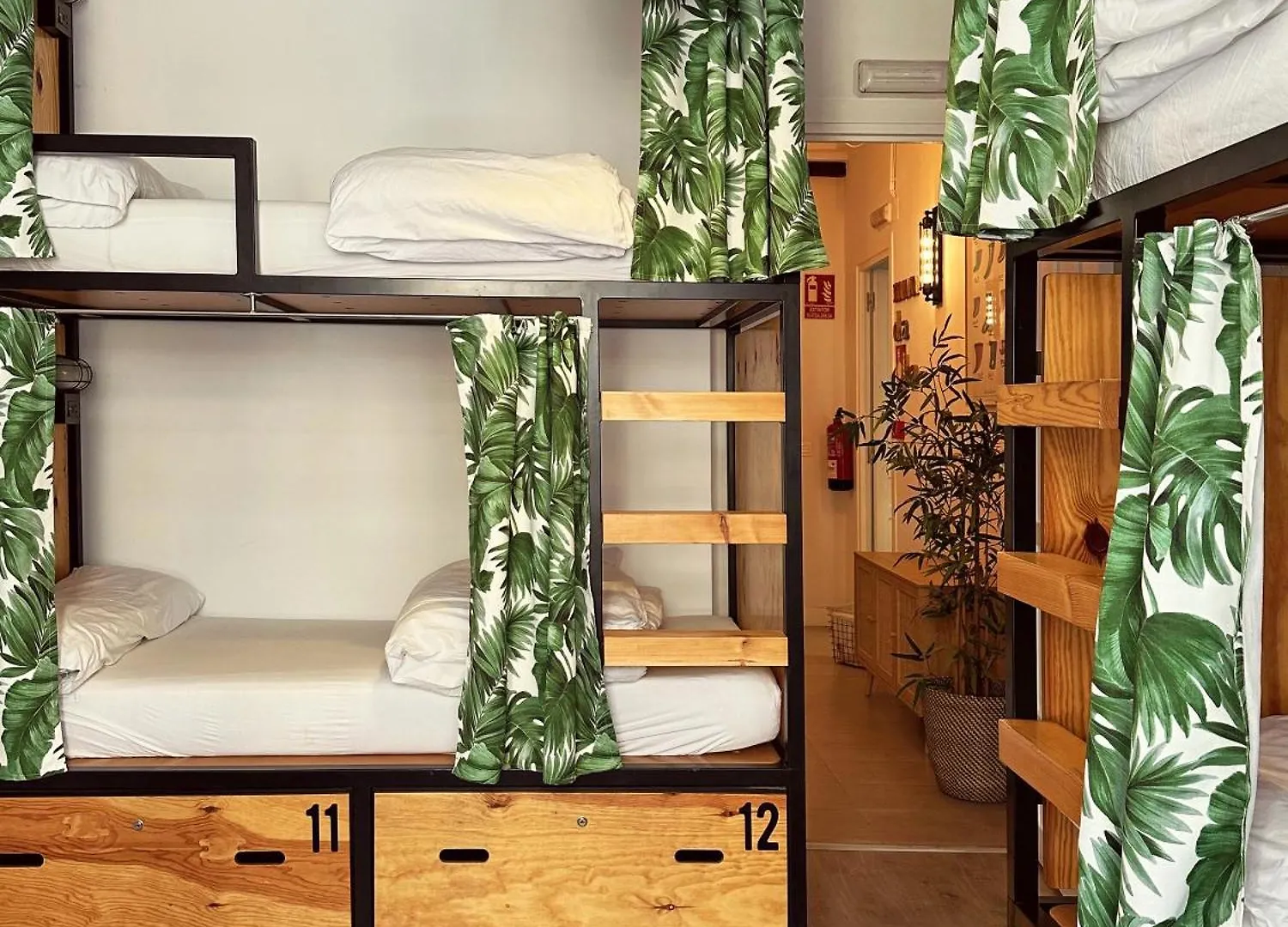 Surfing Etxea - Surf Hostel San Sebastian