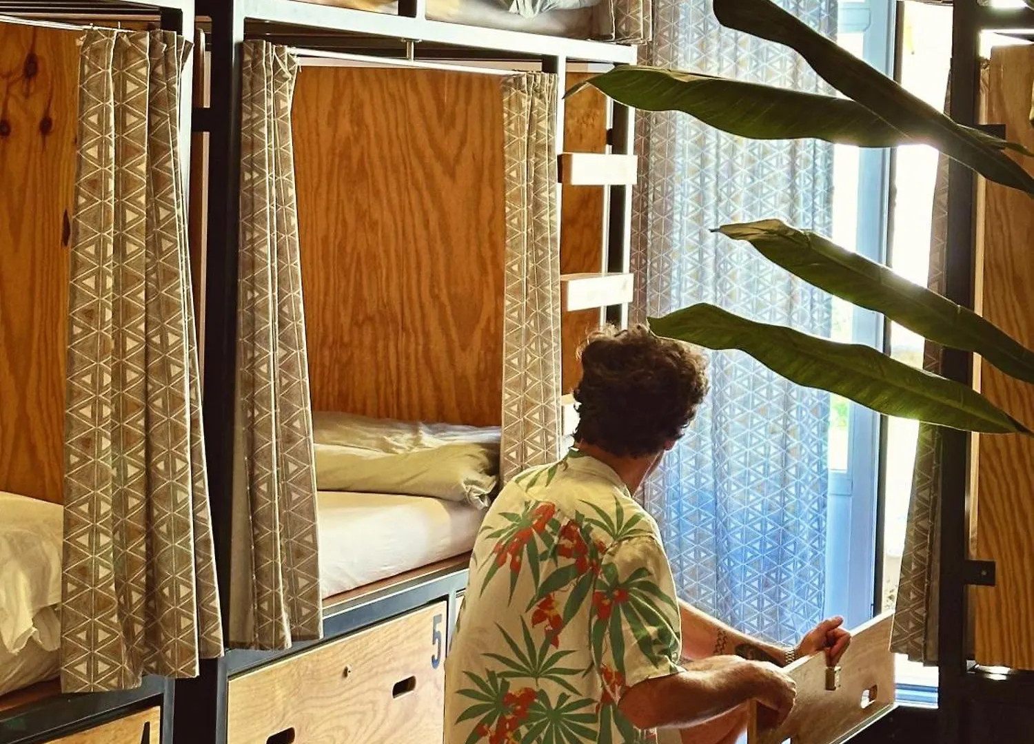 Surfing Etxea - Surf Hostel San Sebastian Spain